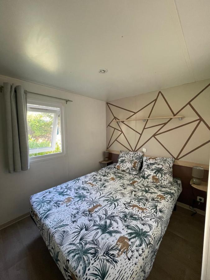 Mobil-Home Au Pied Du Luberon La Roque-d'Antheron Esterno foto