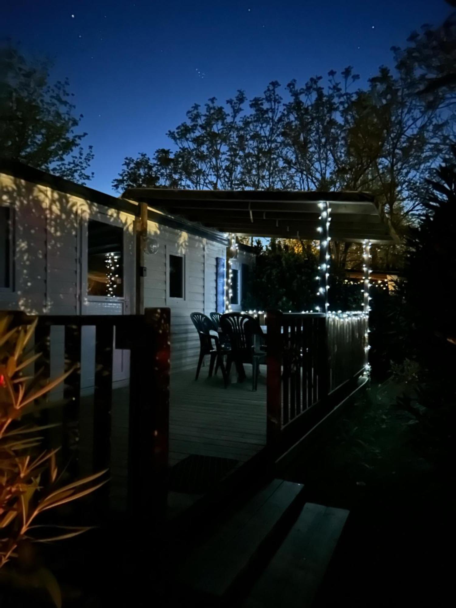 Mobil-Home Au Pied Du Luberon La Roque-d'Antheron Esterno foto